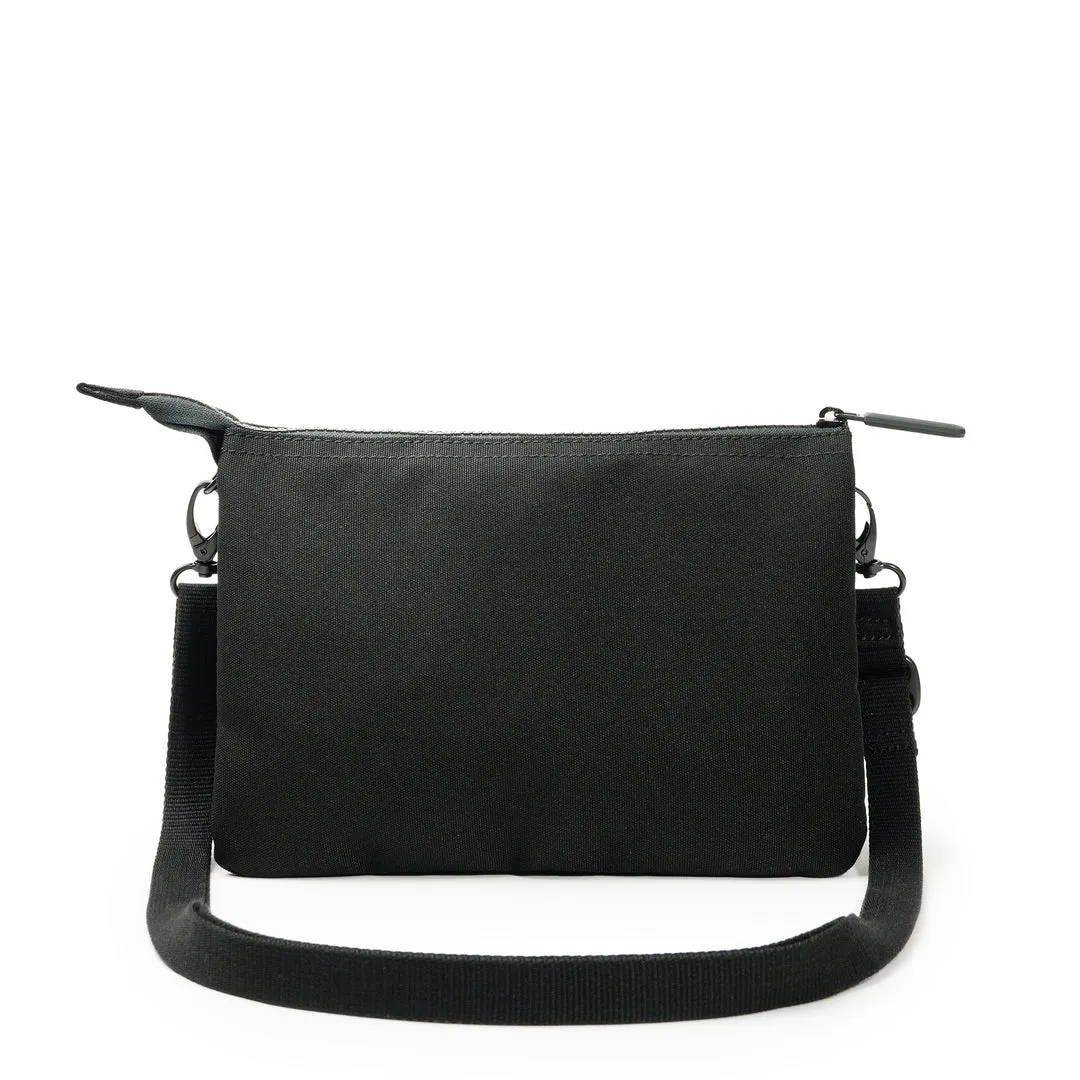 ALL BLACK CARNABY CROSSBODY XL RECYCLED CANVAS