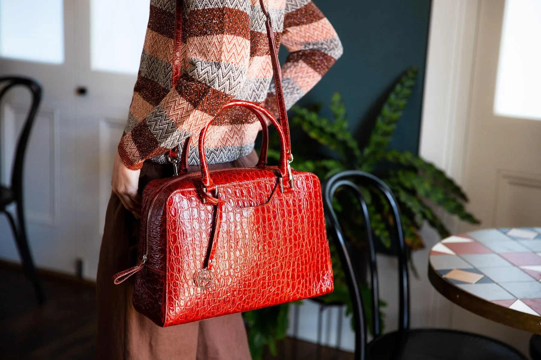 Briefcase leather croco embossed in burnt orange