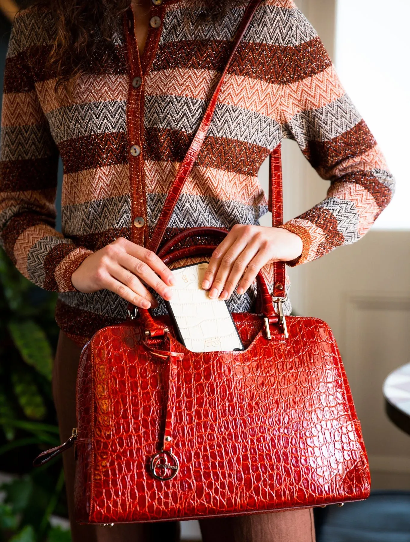 Briefcase leather croco embossed in burnt orange