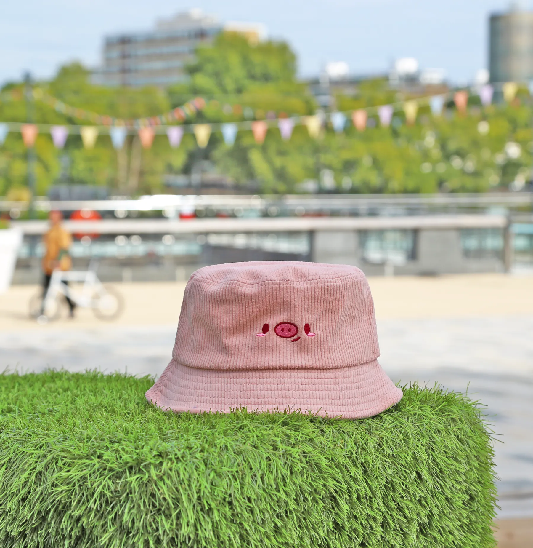 Bucket hat - Kobuta ✦VERY RARE✦ •⚇•