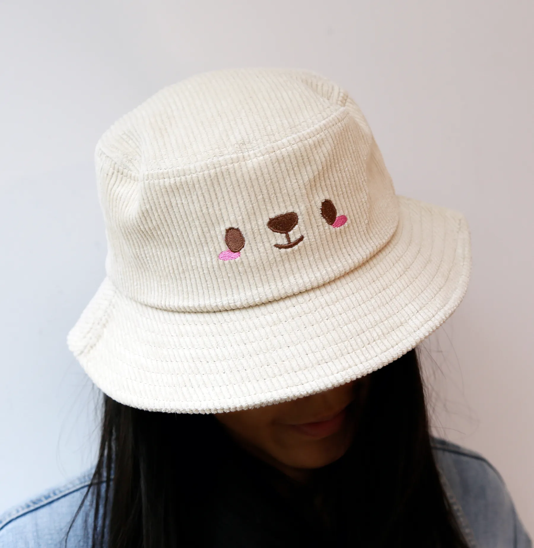 Bucket hat - Oatmeal Kuma •ᴥ•