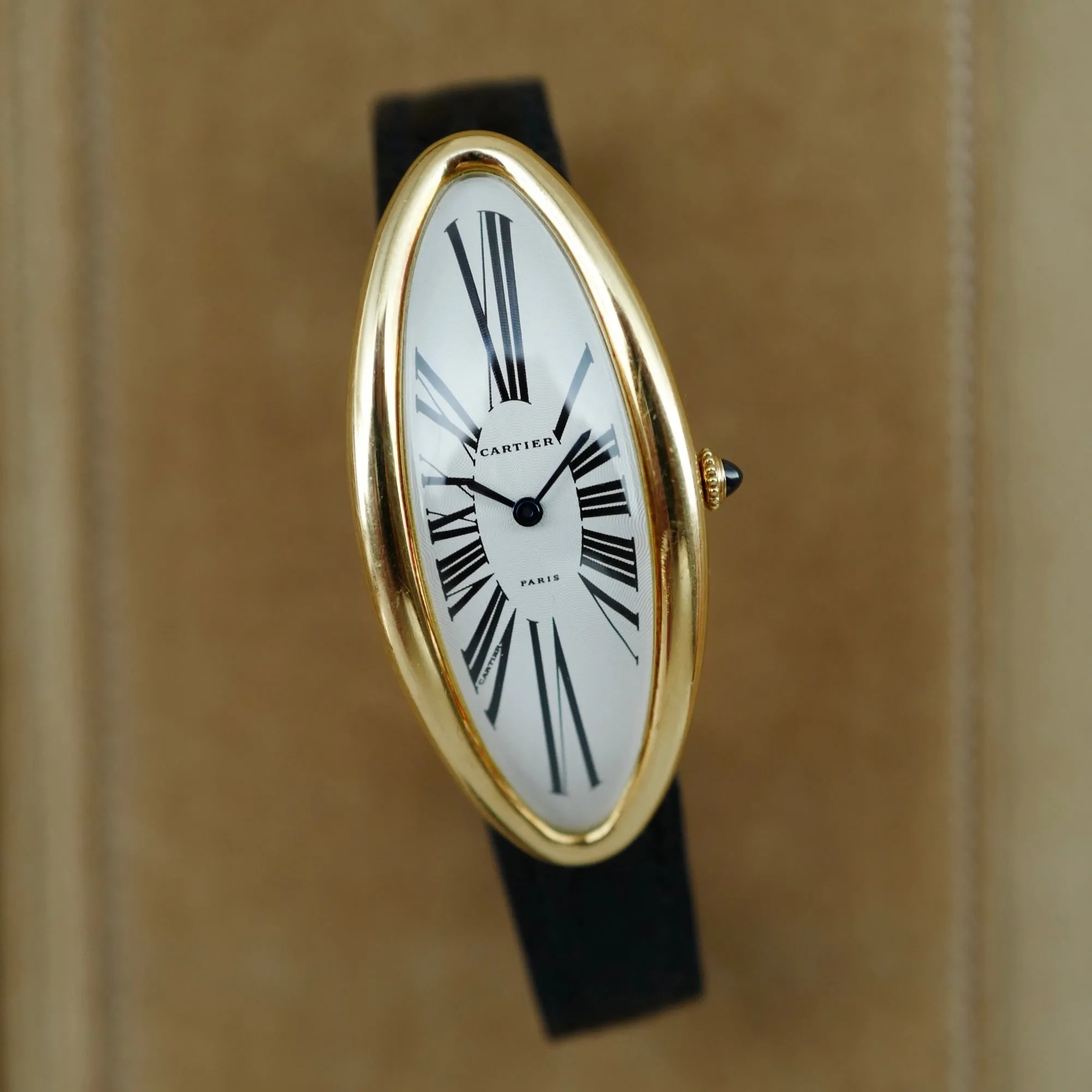 Cartier Yellow Gold Collection Prive Baignoire Allongee from 1991