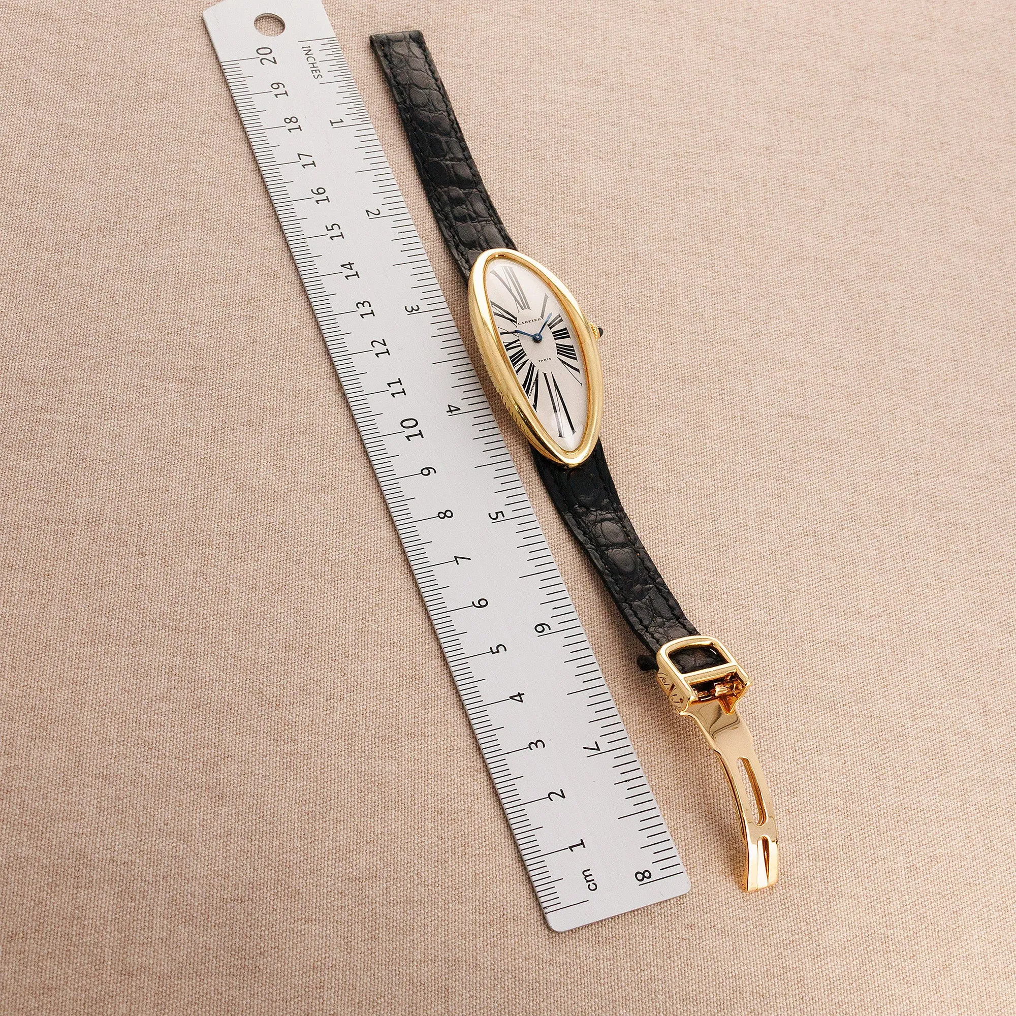 Cartier Yellow Gold Collection Prive Baignoire Allongee from 1991