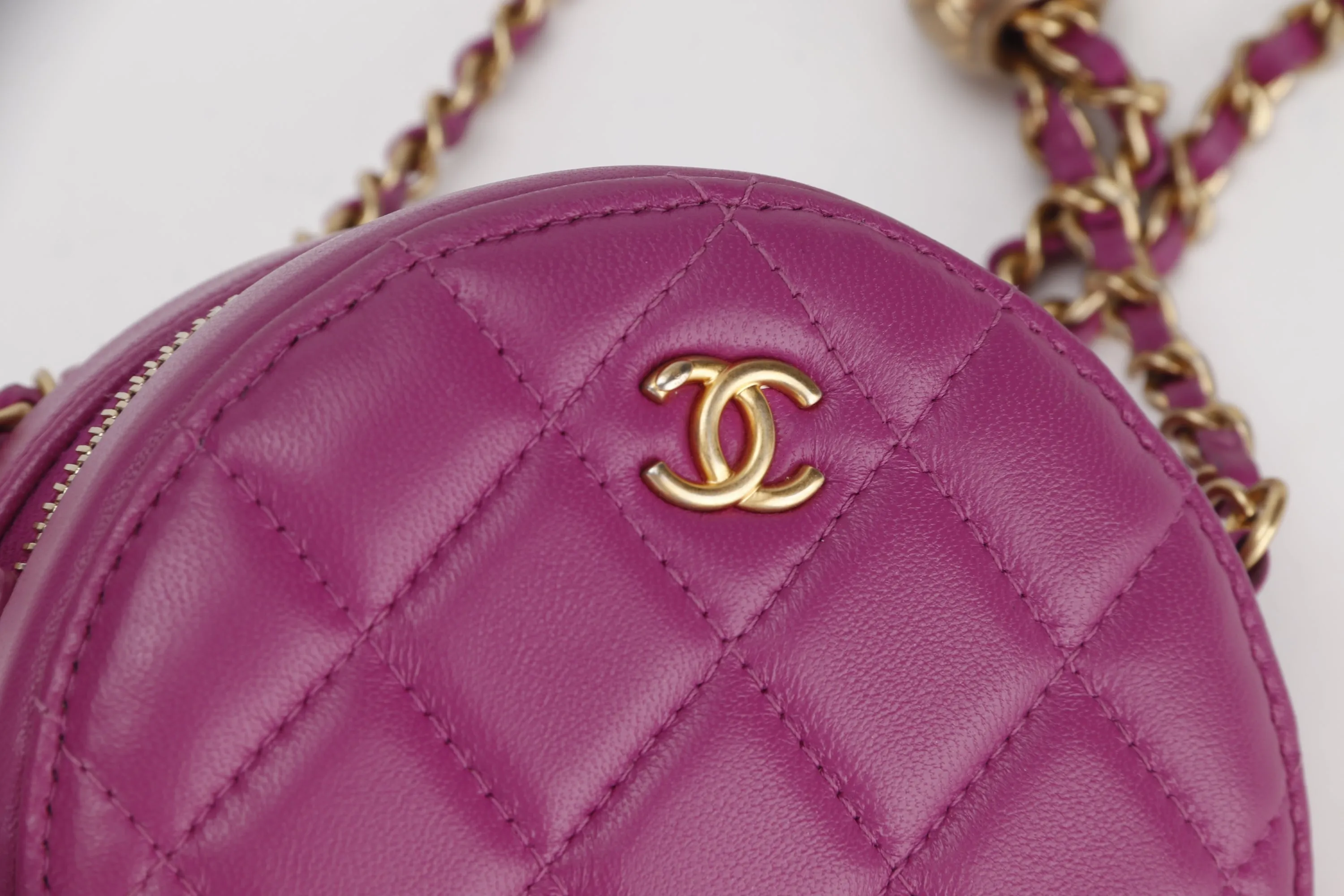 CHANEL PEARL CRUSH ROUND CLUTCH WITH CHAIN (3086xxxx) PURPLE LAMBSKIN GOLD HARDWARE, WITH CARD, DUST COVER & BOX