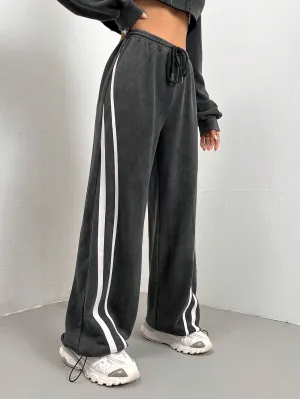 Contrast Tape Drawstring Sweatpants – Stylish & Comfortable