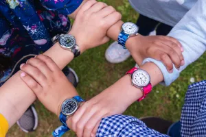 EasyRead Kids Analog Watch Water Resistant Camo Band Learn to tell Time Past and To by ertt Early Math STEM Toys Best Seller 4yrs 