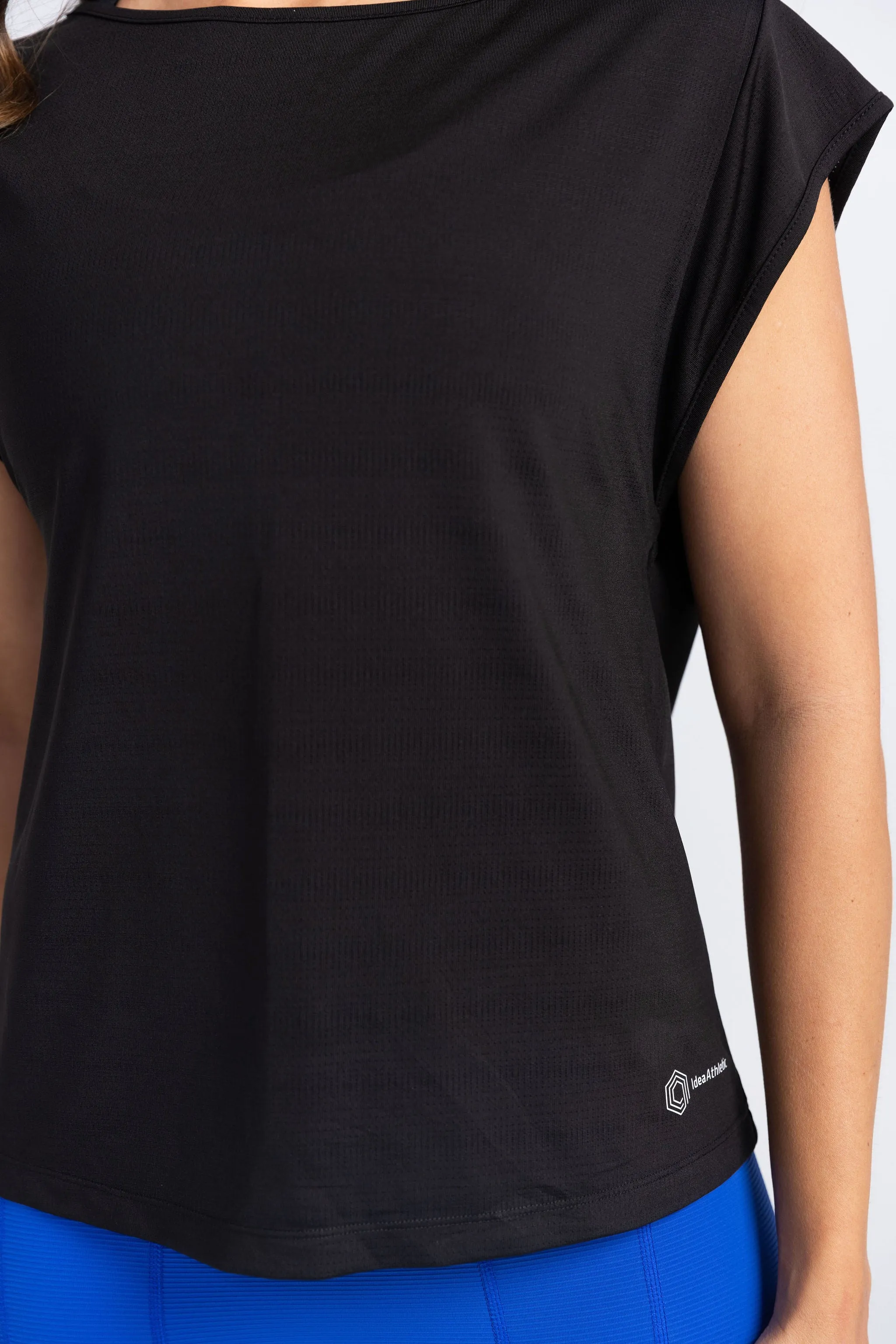 Essential Lightweight Workout Tee - Black