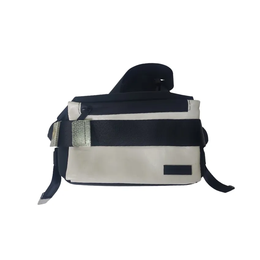 Freitag  F670 Warren
