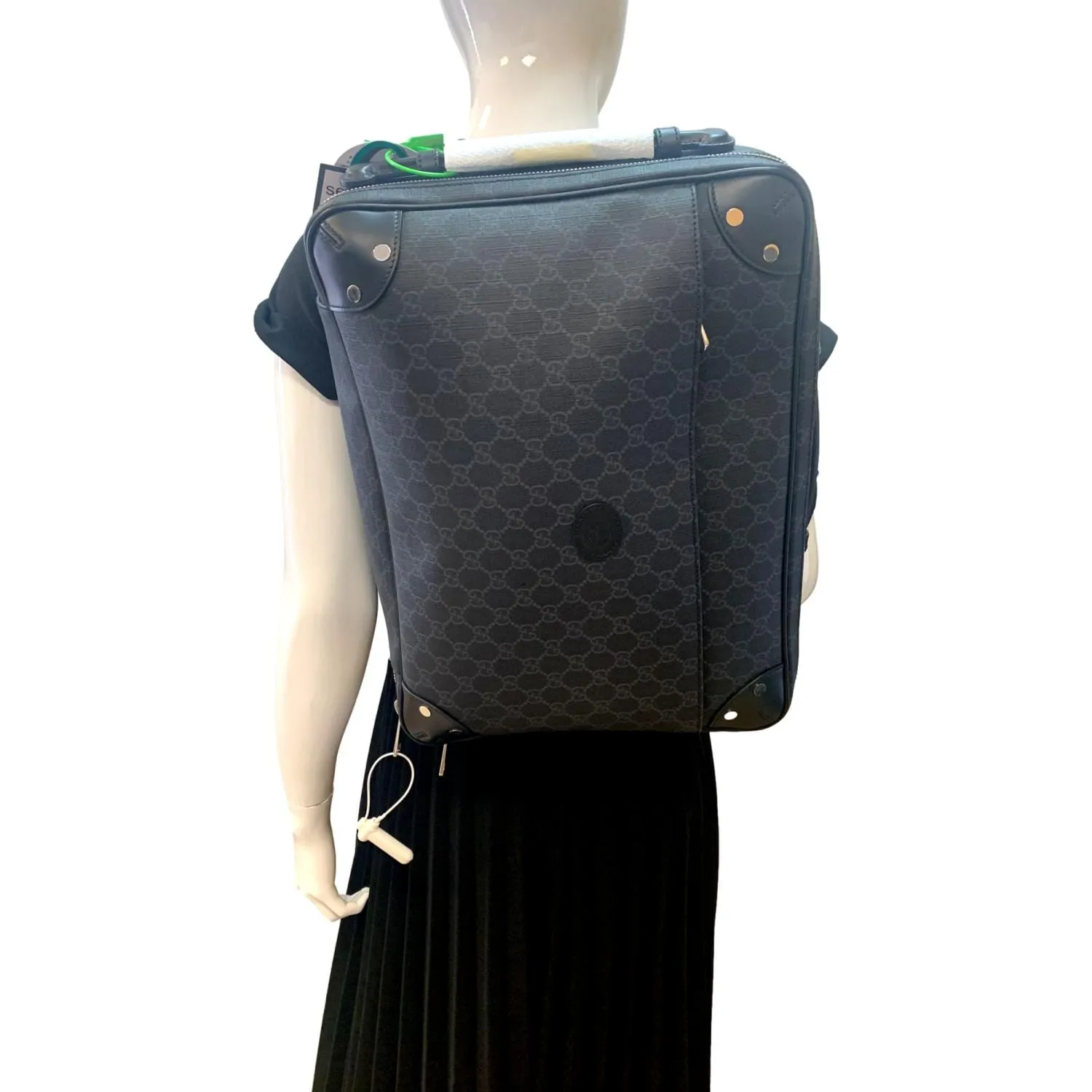 GUCCI GG Briefcase Supreme Canvas Backpack Bag Black 658543