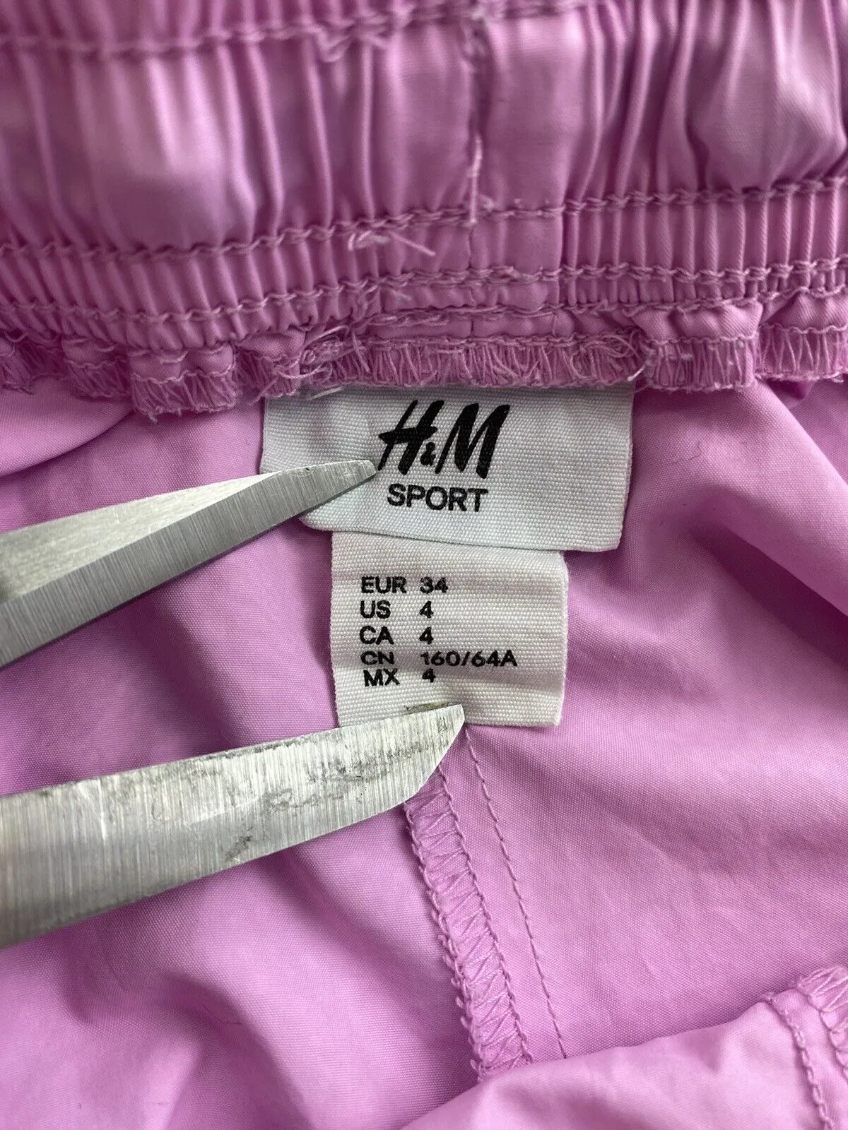 H&M Sport Womes Pink Activewear Shorts Size 4 US