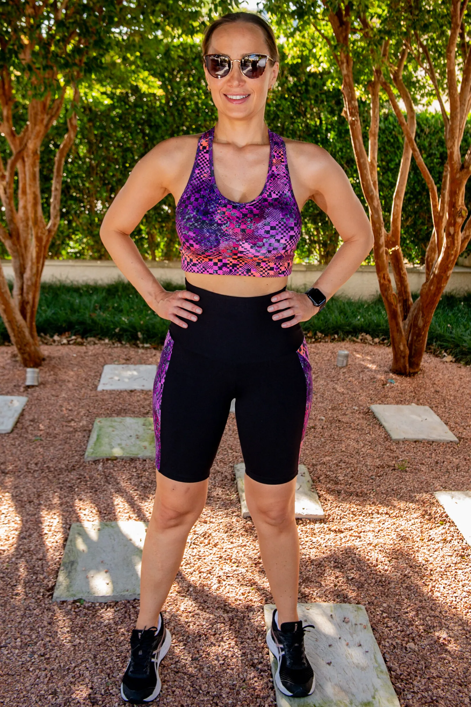 High Waist Paparazzi Long Shorts - Black/Finish Line
