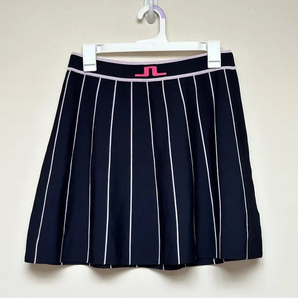 J LINDEBERG BAY KNITTED LADIES GOLF SKIRT NAVY SIZE MEDIUM