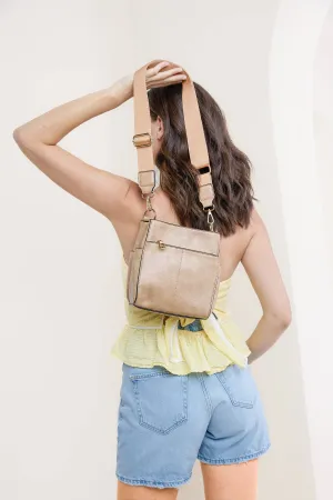Jeanne Square Bucket Bag w/ Guitar Strap