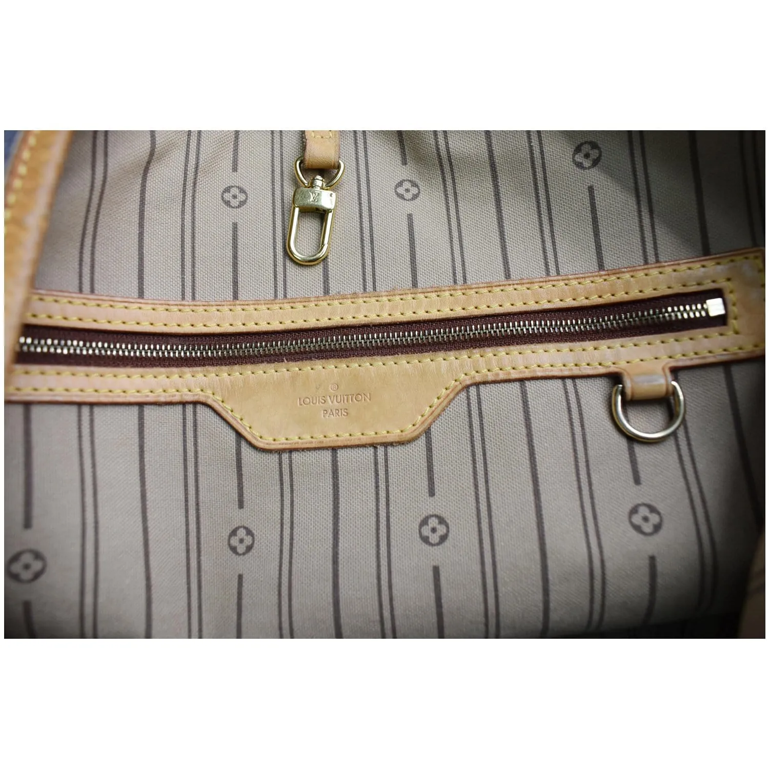 LOUIS VUITTON Delightful MM Monogram Canvas Shoulder Bag Brown