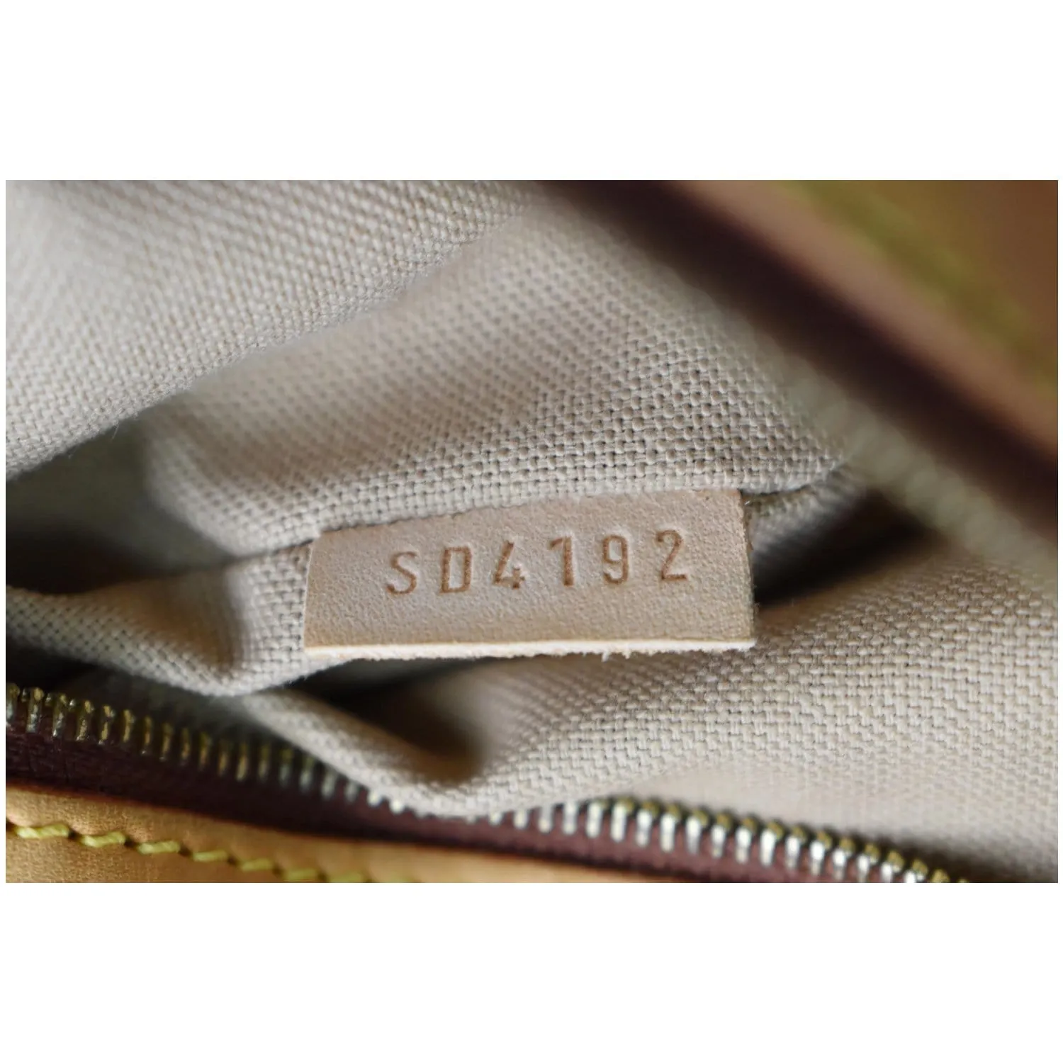LOUIS VUITTON Delightful MM Monogram Canvas Shoulder Bag Brown