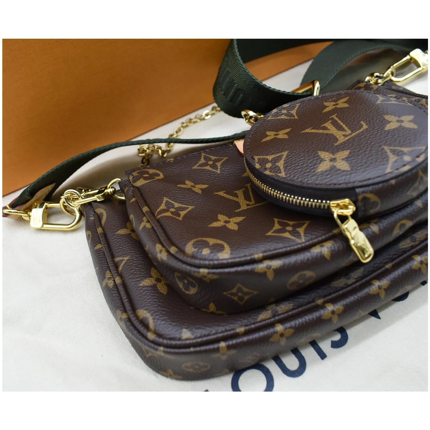 LOUIS VUITTON Multi Chain Pochette Accessories Clutch Bag Brown