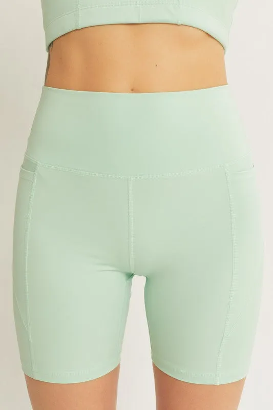 Love Tree Activewear Leggings Shorts Seam Detail