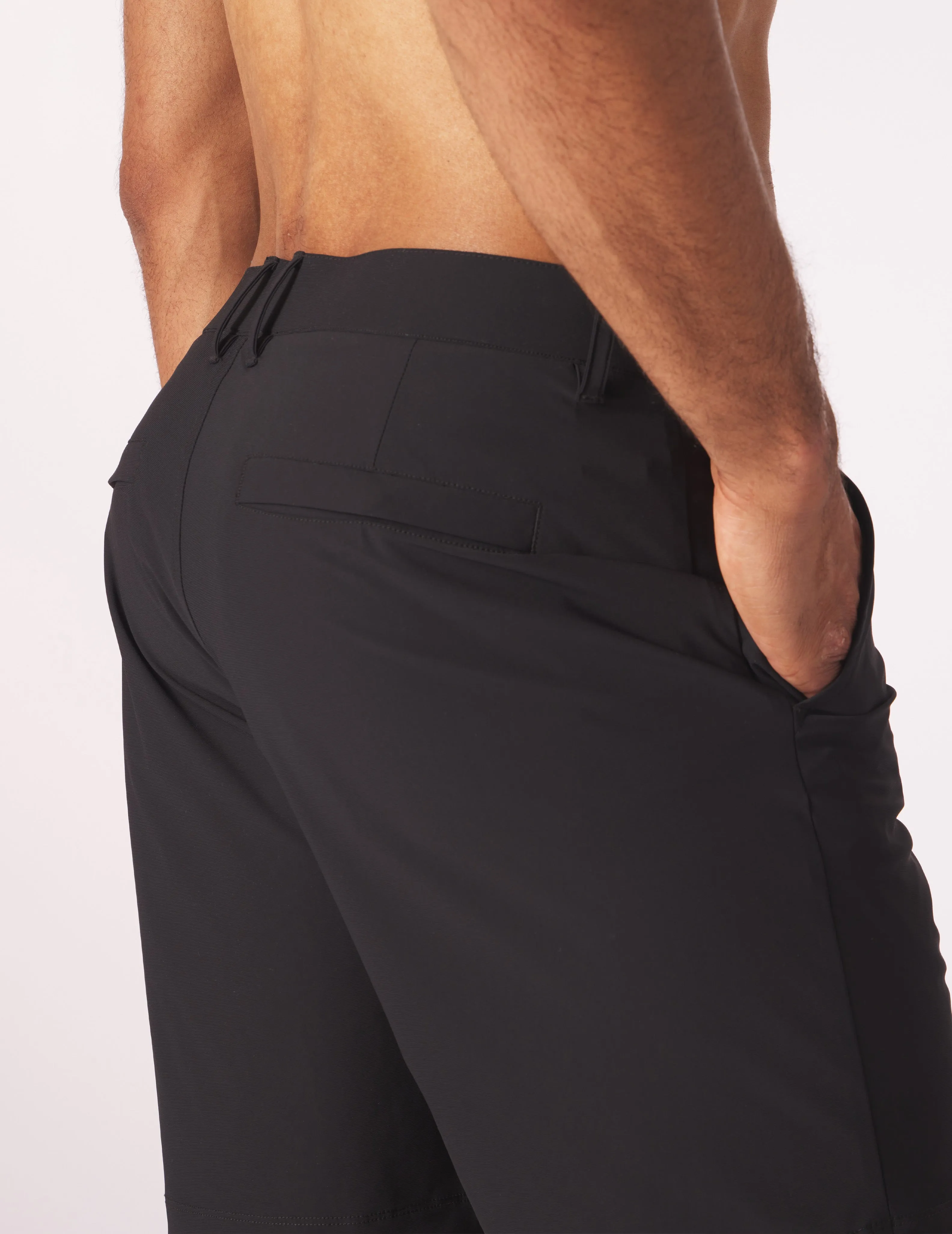 Motion Short 9": Black
