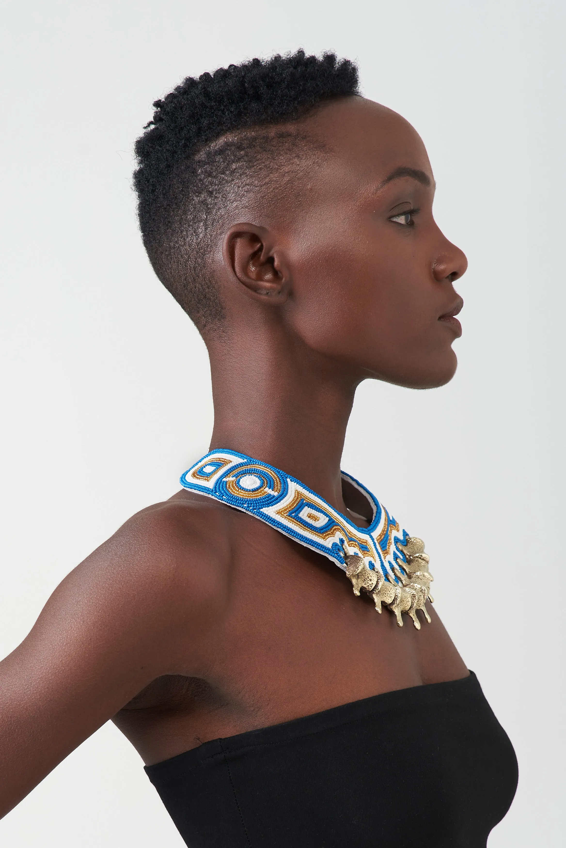 MTWANA NECK PIECE
