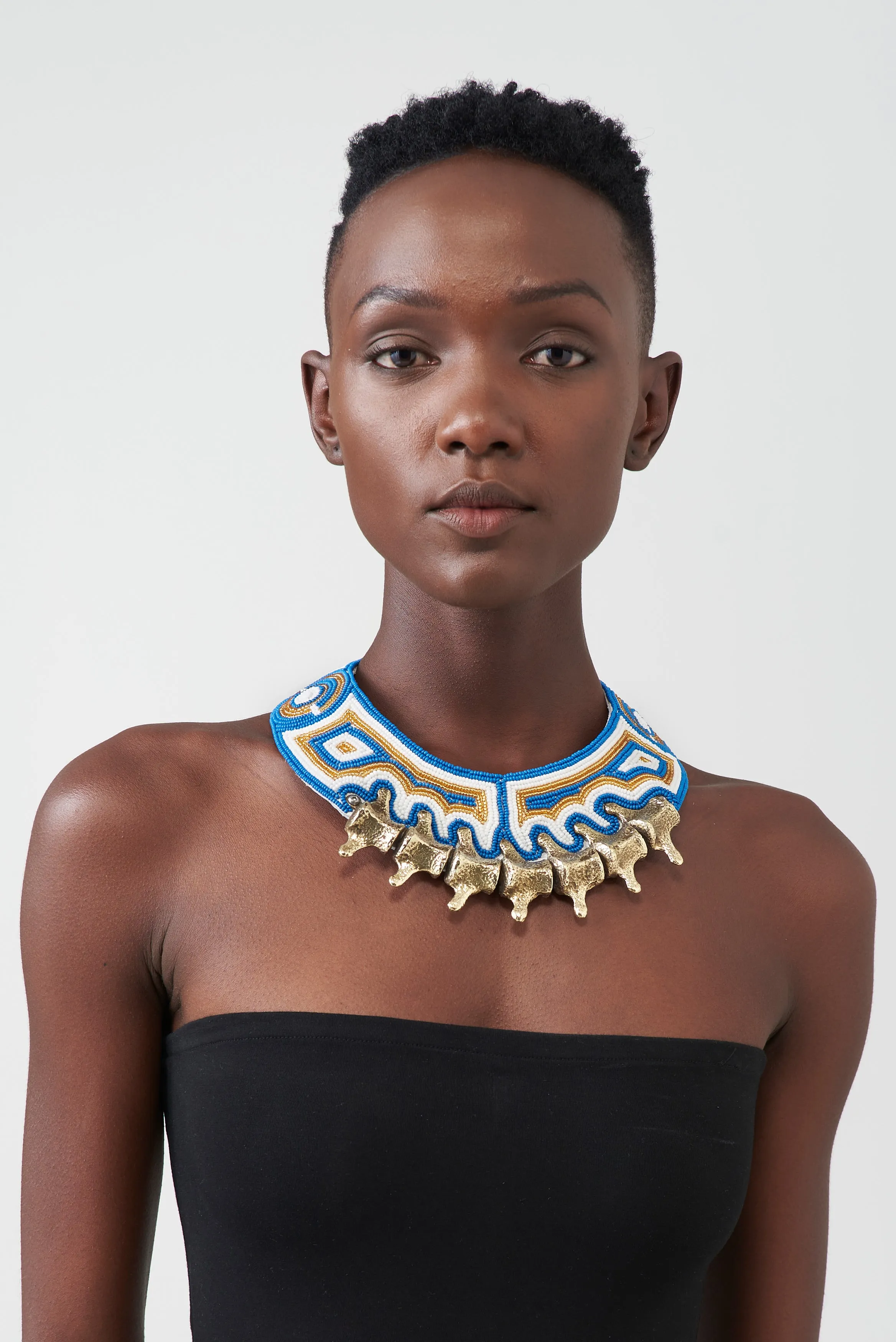 MTWANA NECK PIECE