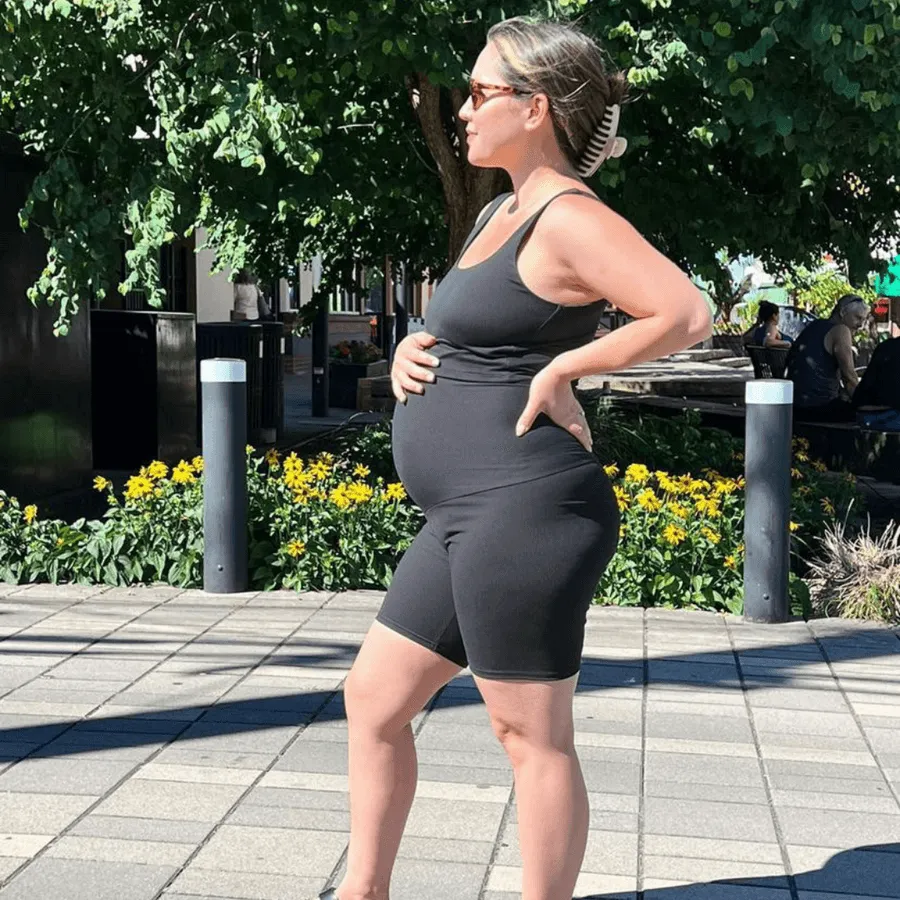 NEW GENES MATERNITY |SARAH BIKER SHORTS |  RIBBED BLACK
