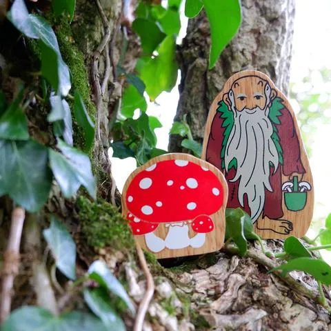 NEW IN ! Natural Brown and Green Hermit