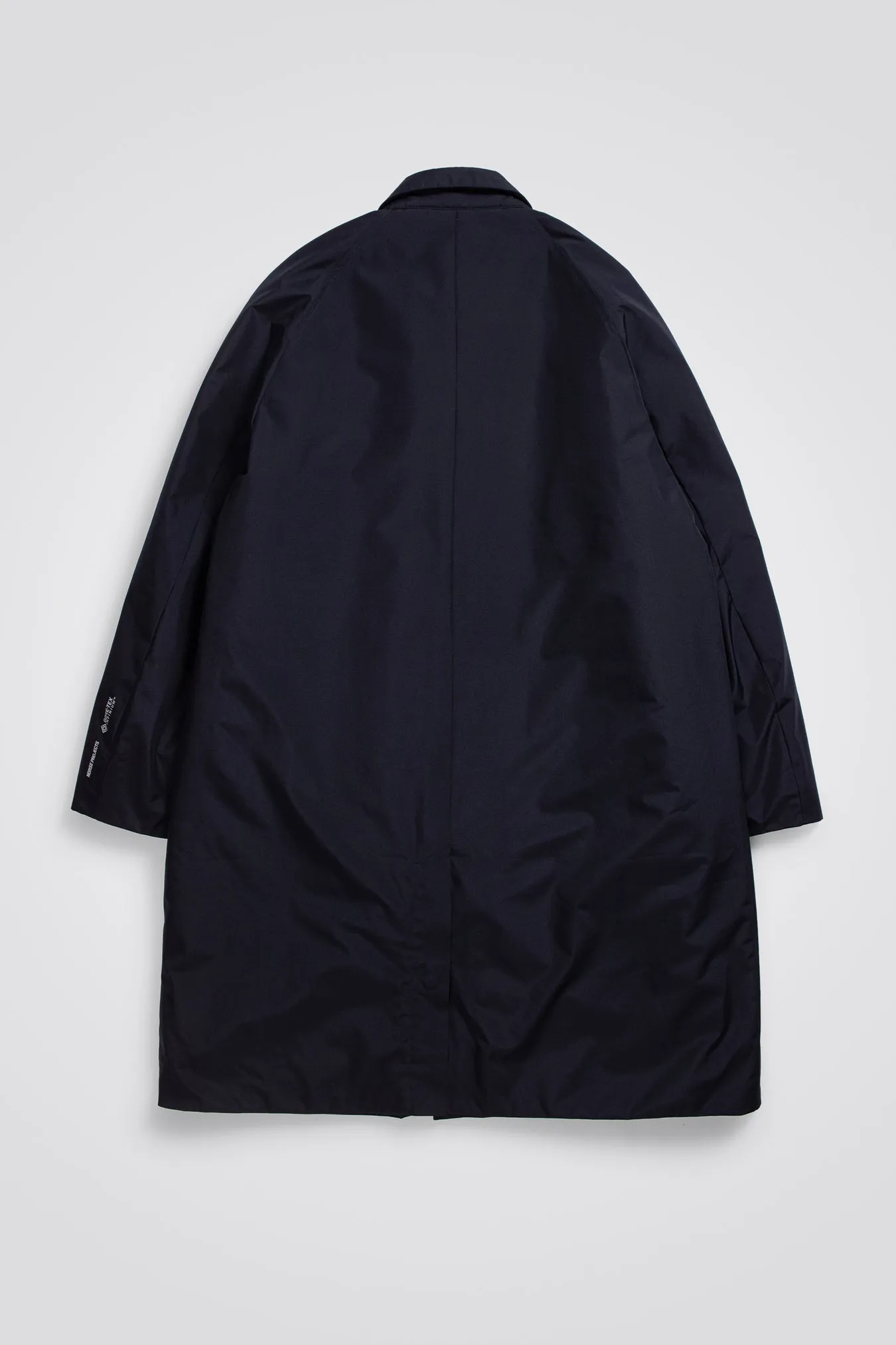 Norse Projects - Vargo Gore-Tex Infinium Raglan Mac - Dark Navy