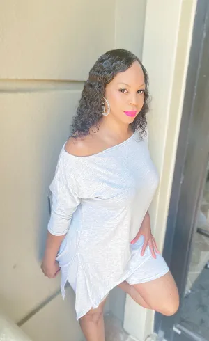 Off Shoulder Oversized Shirt Biker Short Set!