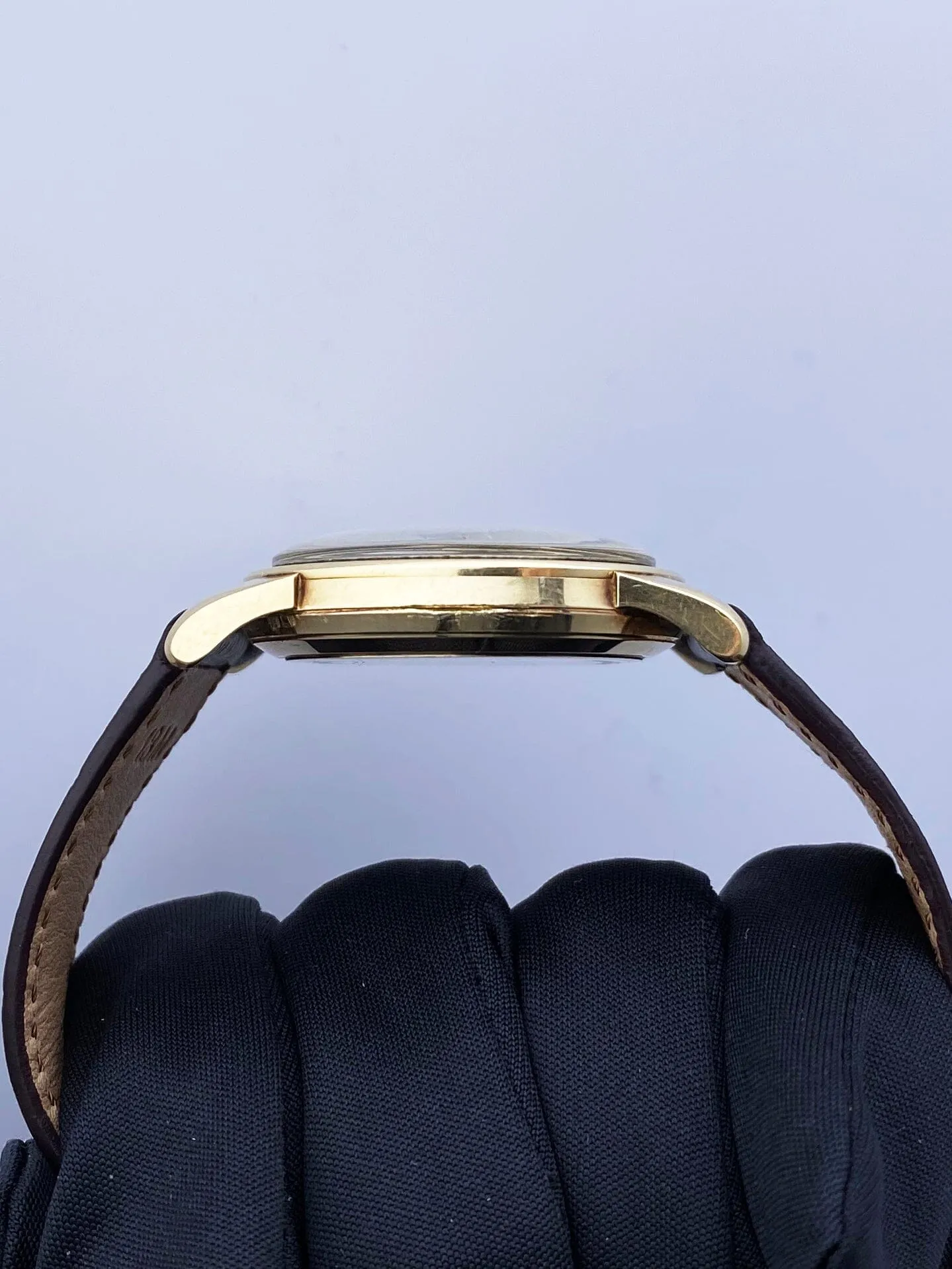 Omega Seamaster Chronometre 18K Yellow Gold Mens Watch