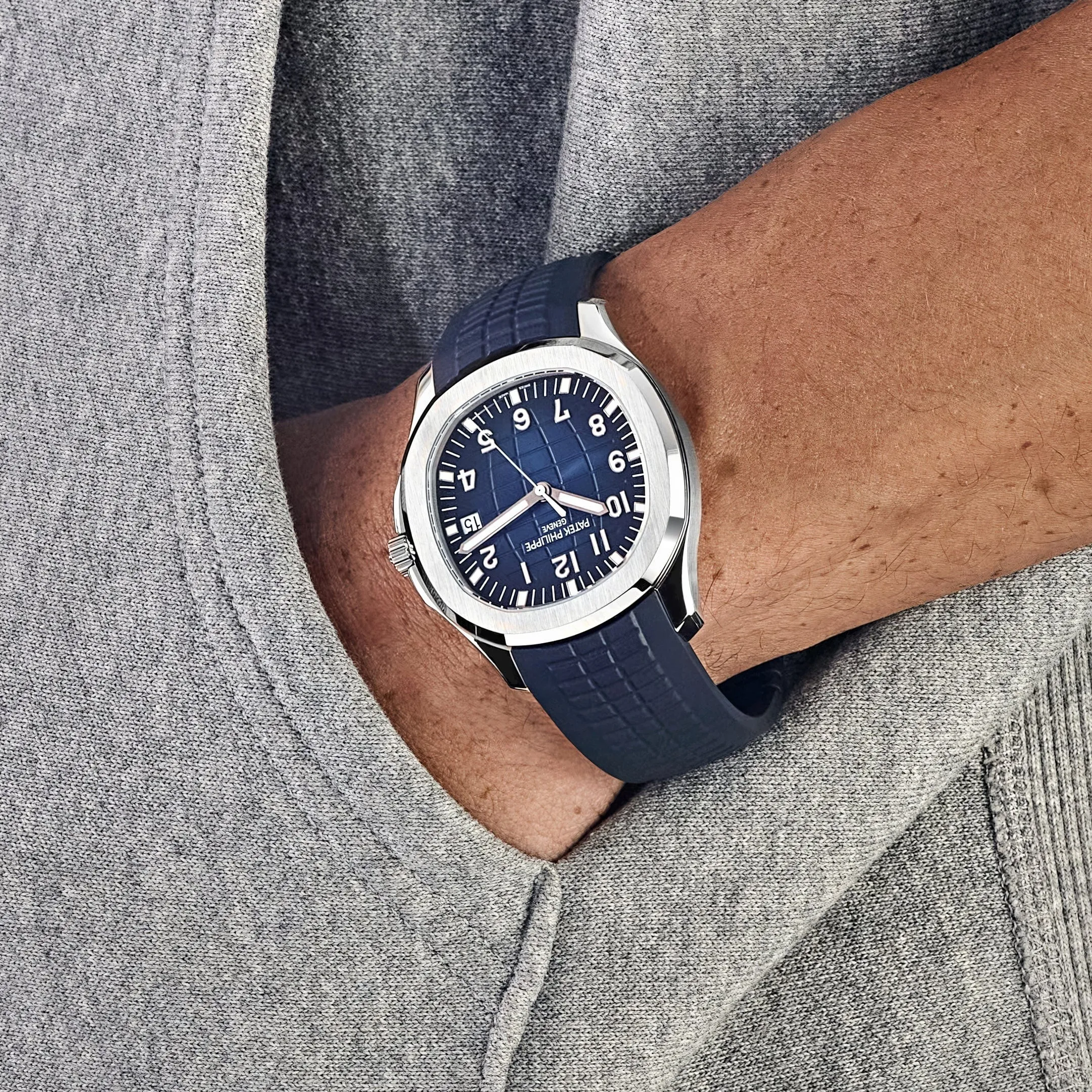 PP Luxury Watches Aquanaut 5168G-001 White Gold Blue Dial (2024)