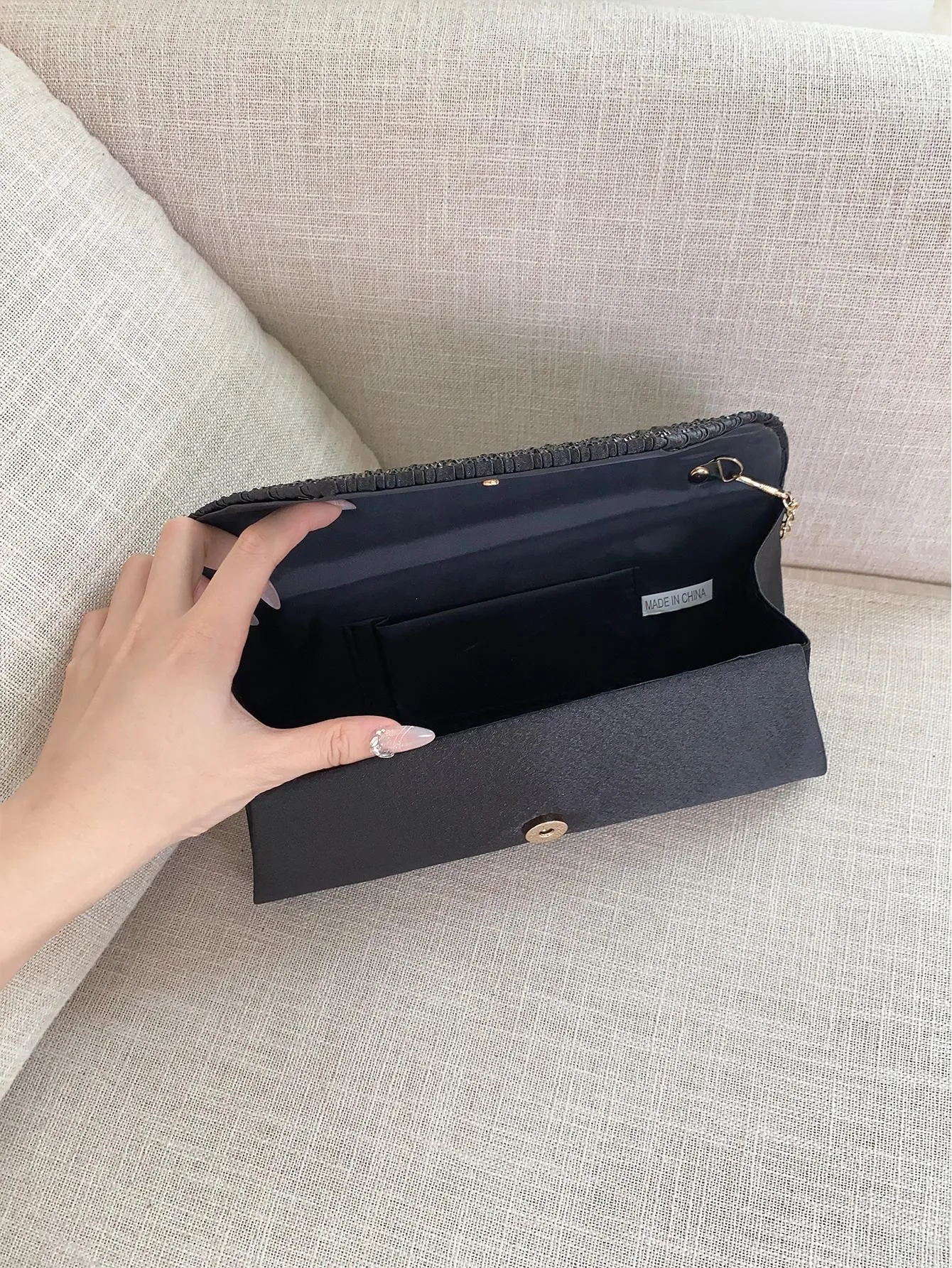 Rhinestone Detail Flap Square Bag - Black- FD ⚡