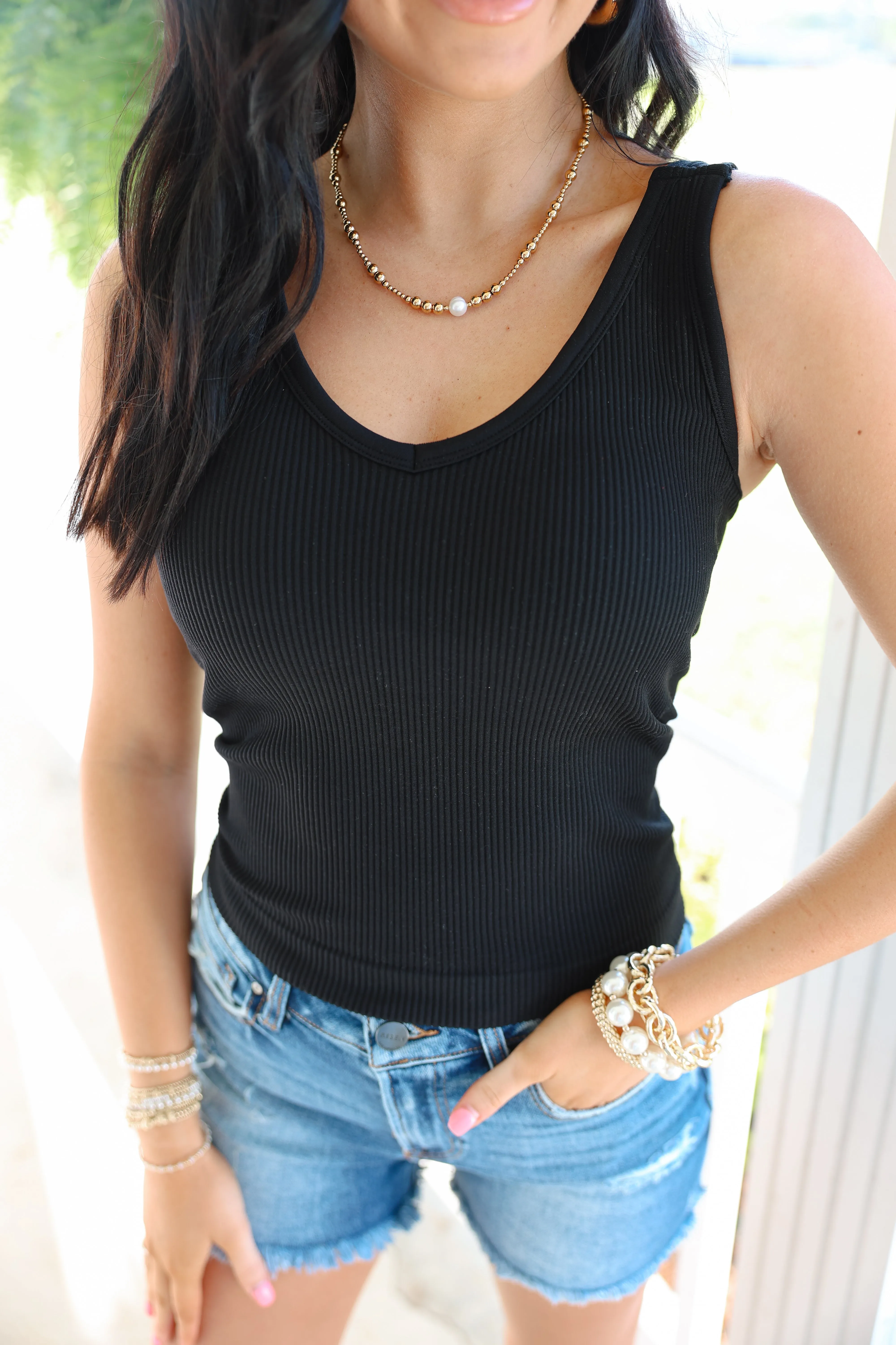 Ribbed Seamless Bra Padded V-Neck Tank Top "Black"