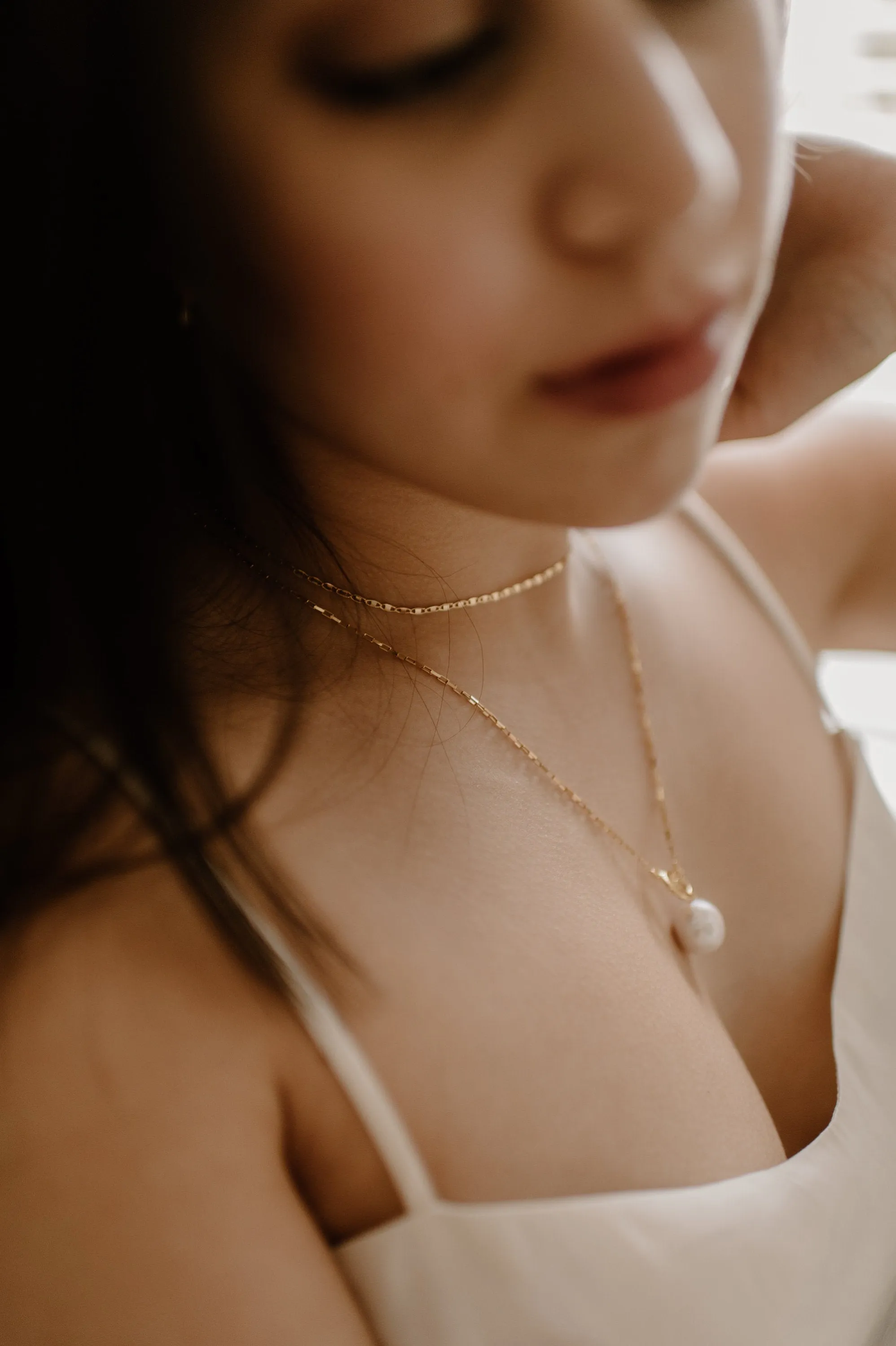 SEFFI - Rectangle link chain baroque pearl toggle necklace, gold large box chain French street style statement pearl bride wedding bridal