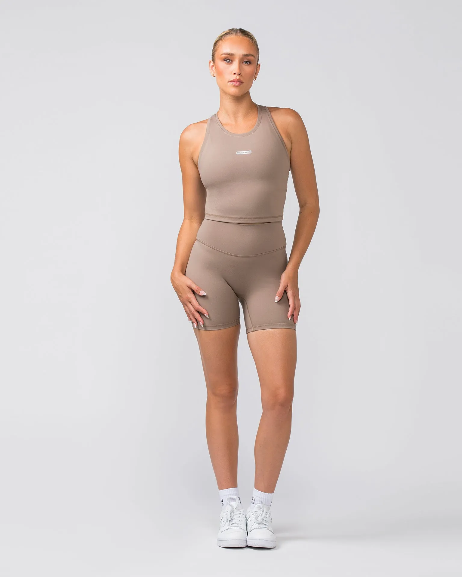 Staple Cropped Tank - Mushroom