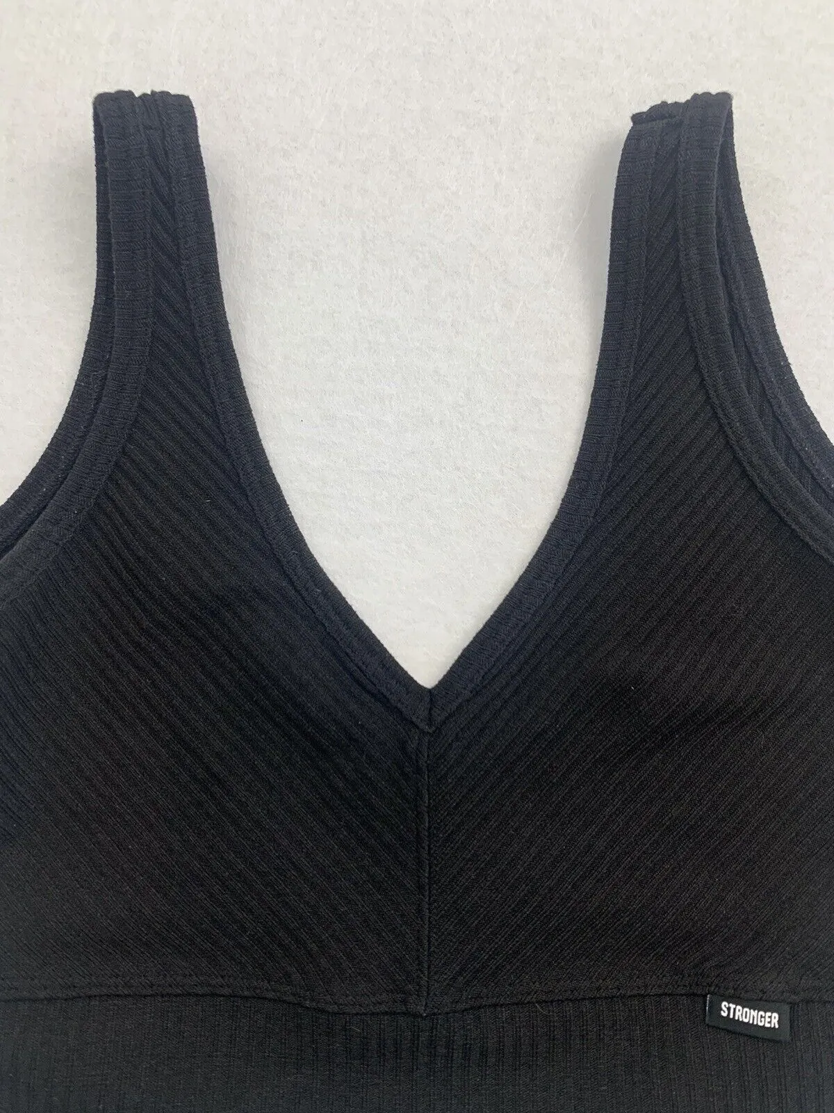 Stronger Womens Black Activewear Tank Top Size Medium