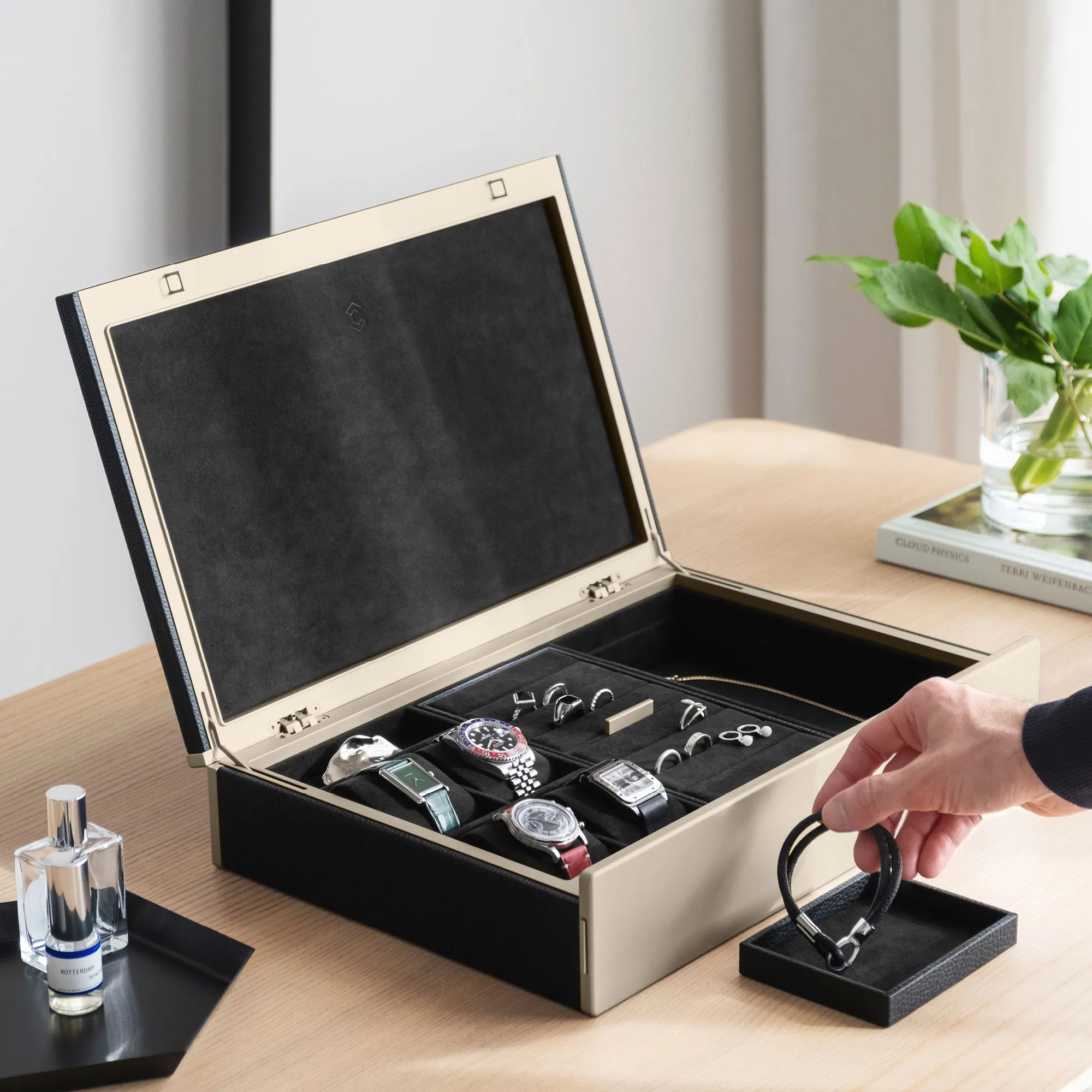 TAYLOR 4 WATCH AND JEWELRY BOX - BLACK / CHAMPAGNE