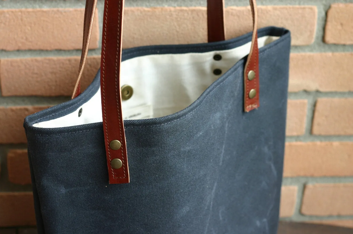 Tote bag in waxed canvas,  waxed cotton bag, waxed canvas bag, large tote bag, wax canvas bag, market bag, shopping bag
