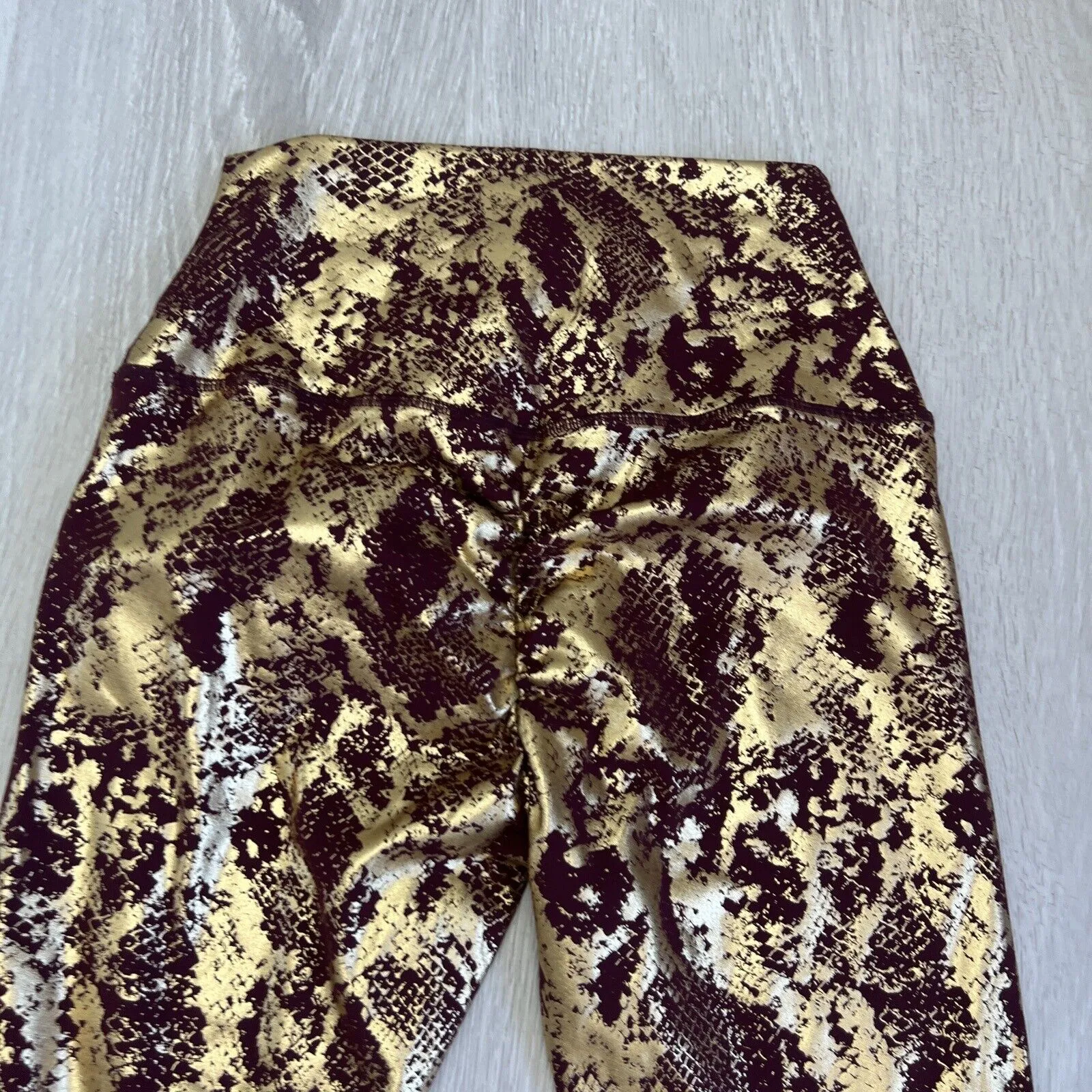 Twenty Three XXIII Womens Leggings & Tank Top Set Metallic Gold & Maroon Size 8