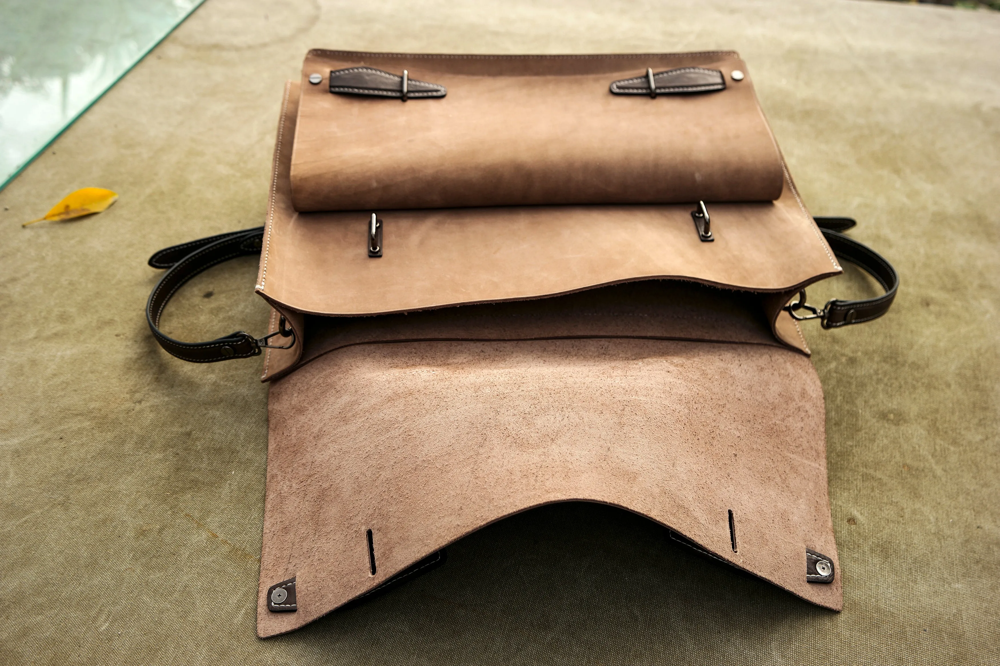 Vegetable tanned leather backpack/Leather knapsack made by copying Russian handmade knapsack