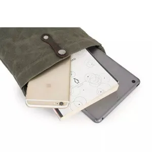 Waxed Canvas - Padded Sleeve (18cm W x 24cm L)