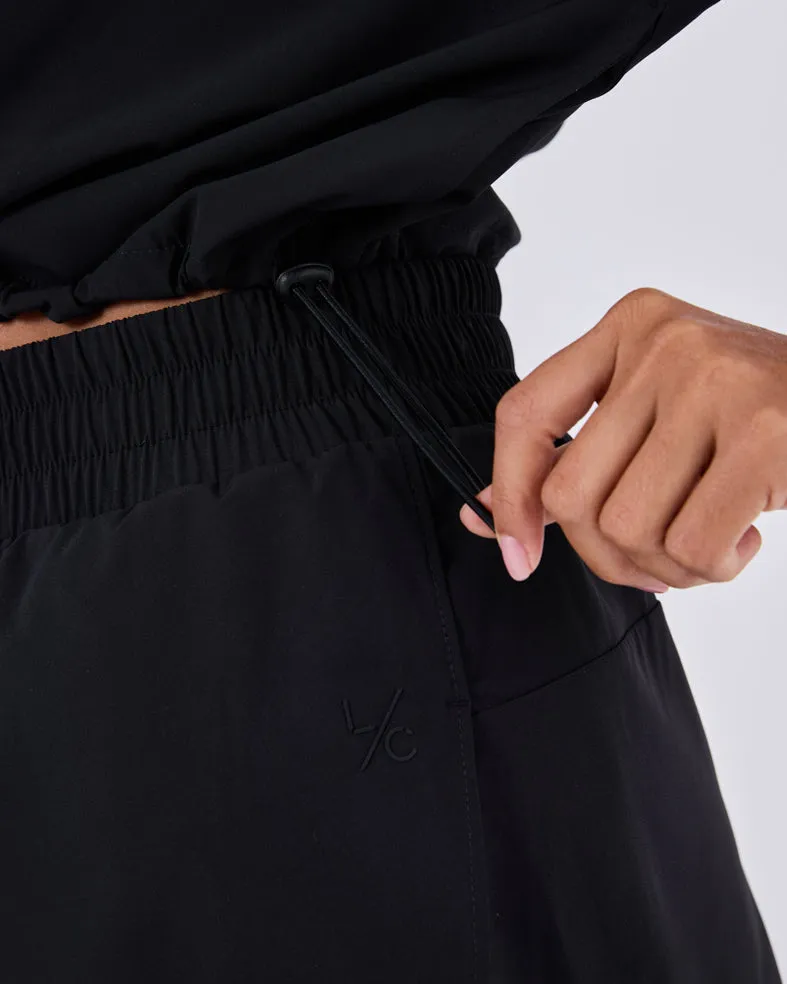 Womens Run Short Black Onyx 